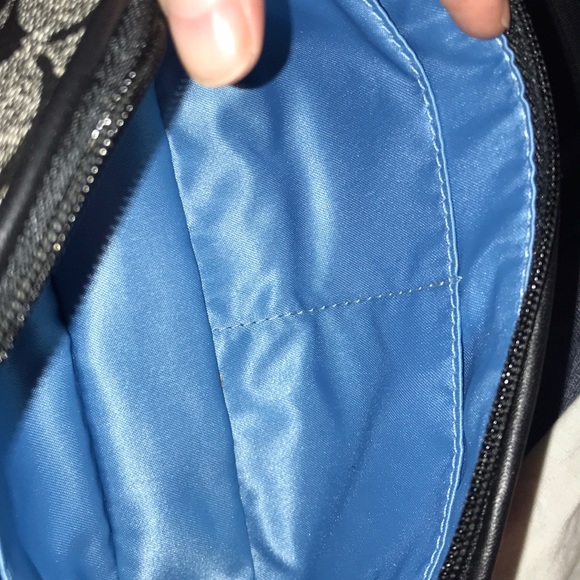 Coach - Picture 3 of 5